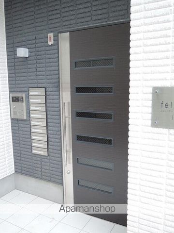 フェリーチェ東高円寺Iの玄関写真
