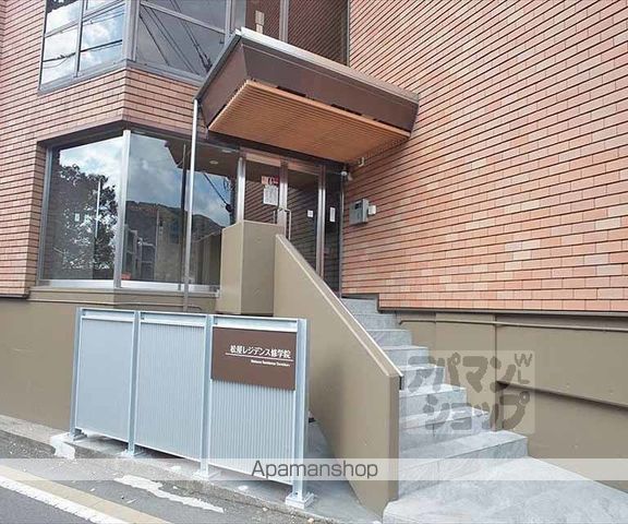 松屋レジデンス修学院の玄関写真