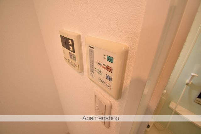 アルル国泰寺の内装写真