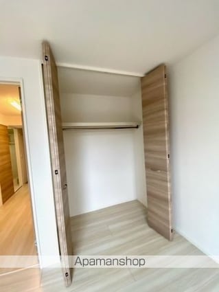 セレスティン三軒茶屋[1K/26.89m2]の収納