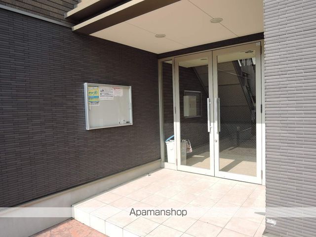 サンプラザ忠岡の玄関写真