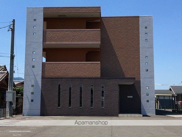 ブランメゾンの外観写真