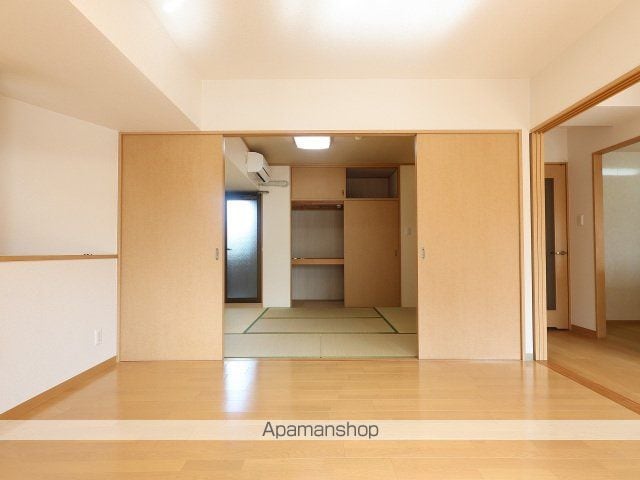 可部線 緑井駅 徒歩7分 6階建 築25年の内装写真