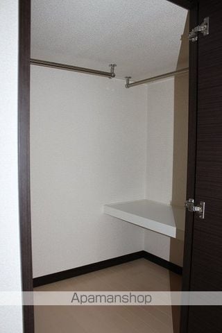 レオネクストウエストの内装写真