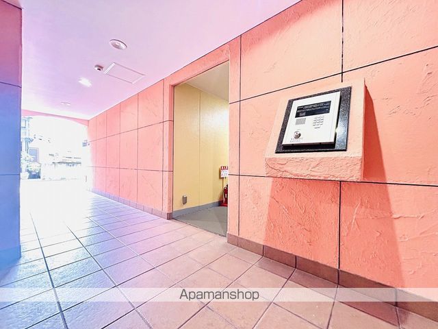サクセス守口の玄関写真