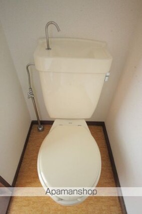 ファミーユ[1K/23.18m2]のトイレ