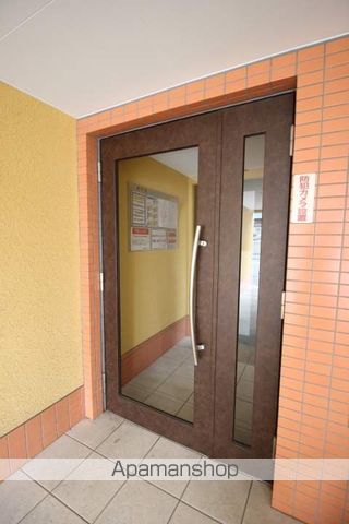 JAPANの玄関写真