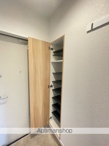 REGALEST大町駅前の内装写真