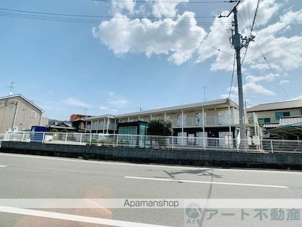 レオパレス伊予五色[1K/22.7m2]の外観2