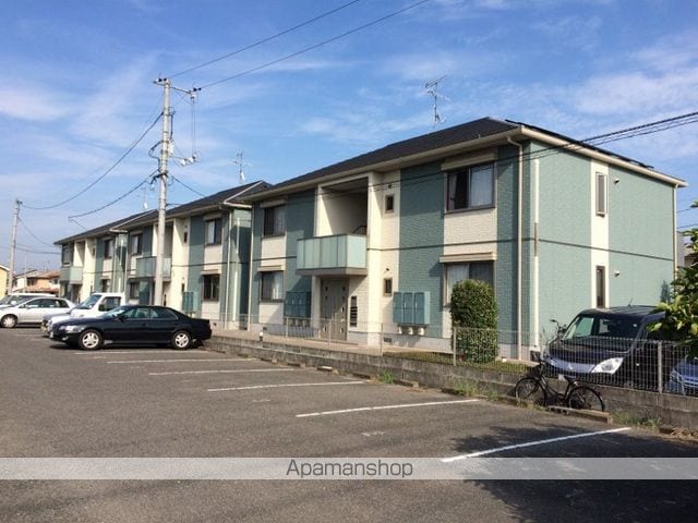 グランラシュレ B棟の外観写真