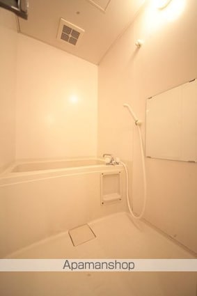 リバーサイド西八王子[2LDK/56.7m2]のバス