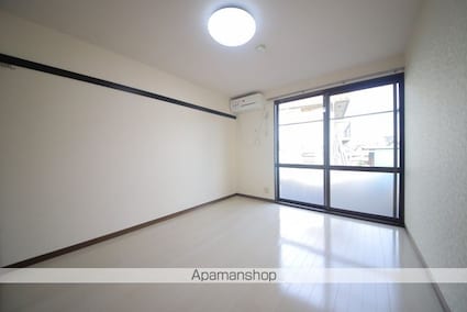 コーポファミーユ[1K/21m2]のリビング・居間