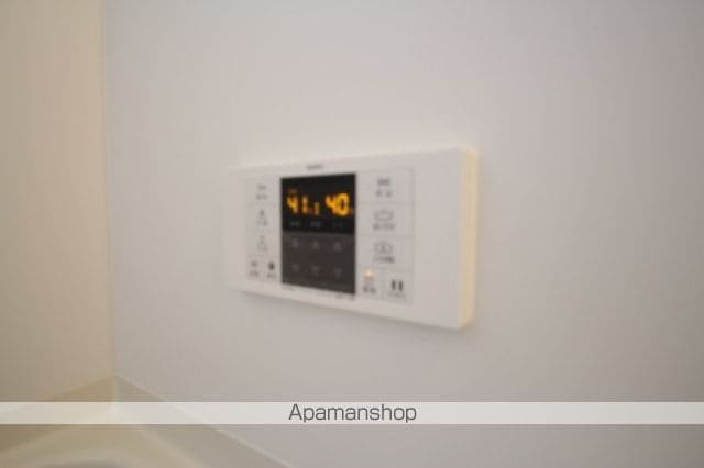 メゾネット八幡 A棟の内装写真