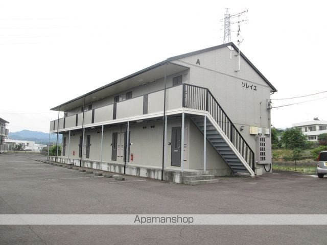 ソレイユの玄関写真