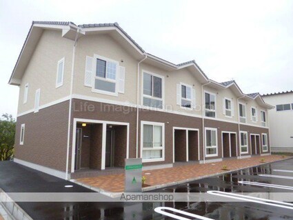 グランフォレスト[1LDK/57.96m2]のエントランス