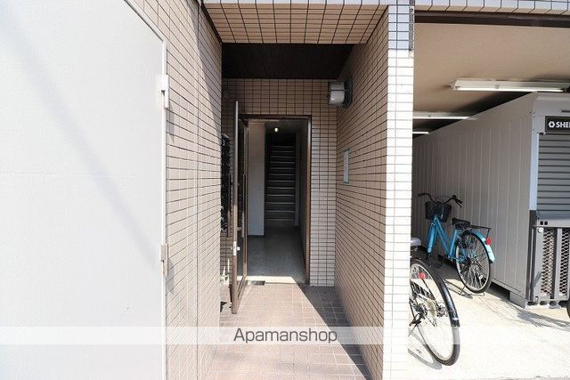 出汐コーポの玄関写真