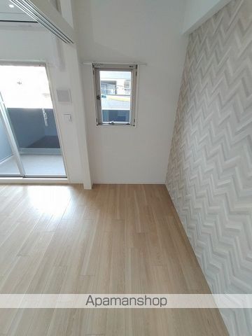 セレニテ江坂エクラの内装写真