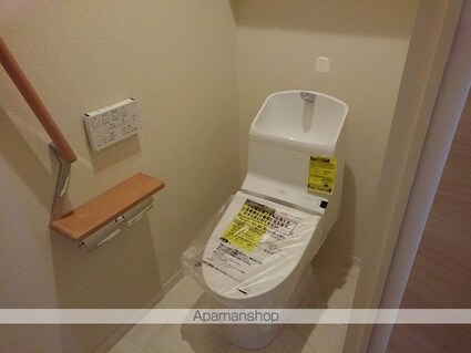 クレスティーク[1LDK/46.24m2]のトイレ