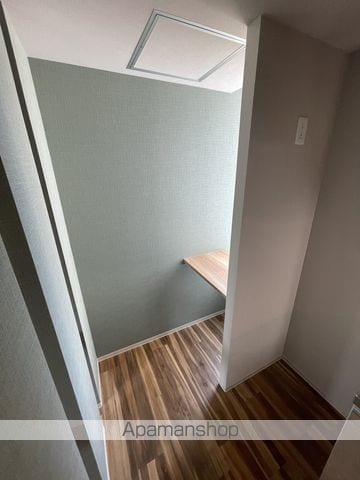ドゥ・ヴィルヌーブの内装写真
