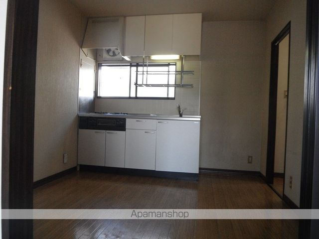 エトワール三津屋C棟の内装写真