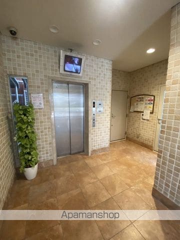 サヴォイエイペックスの玄関写真