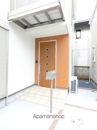 東京都府中市本宿町４丁目[2LDK/59.6m2]のエントランス1