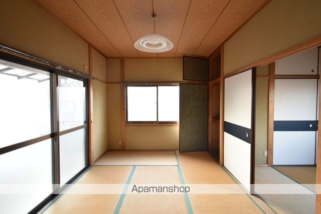 箕島戸建1の内装写真