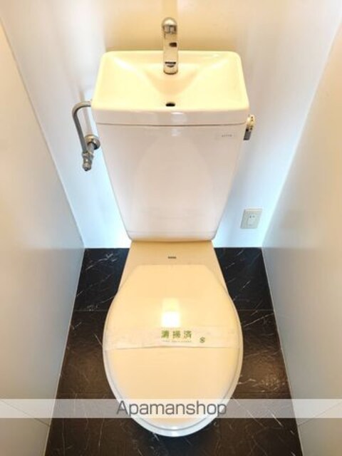 和歌山県和歌山市市小路[1R/24.57m2]のトイレ