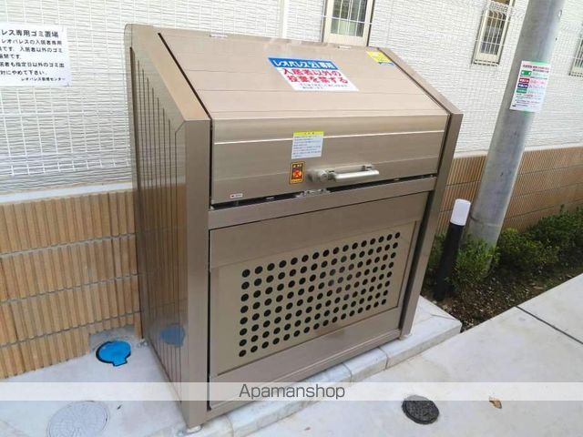 レオネクスト青栁の玄関写真