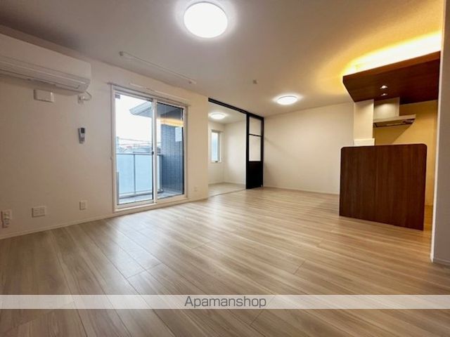 VILLA TAKK 上到津の内装写真