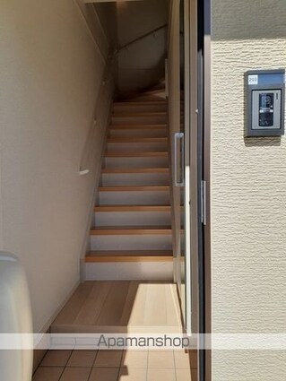 サンライズ[1LDK/49.06m2]の玄関