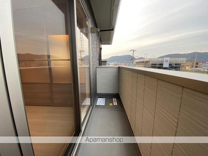 ユニヴェール　Ｂ棟[1LDK/37.78m2]のバルコニー