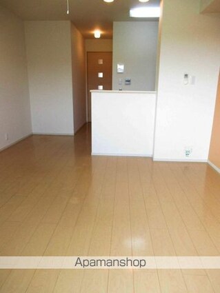 コートジュネスＢ[1R/32.94m2]のリビング・居間