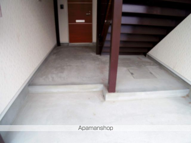 LAULE’A9条の玄関写真