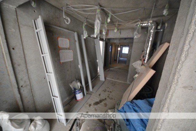 プレミアシティ美園の玄関写真