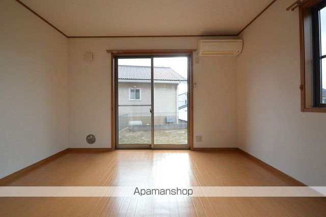 アーバンシャレー弐番館の内装写真