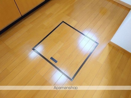 クレッセントガーデン[1LDK/45.04m2]の内装2