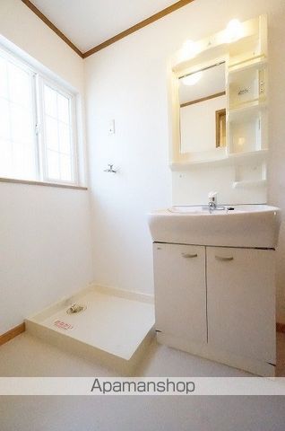 ラルジュ・翠ケ丘一番館の内装写真