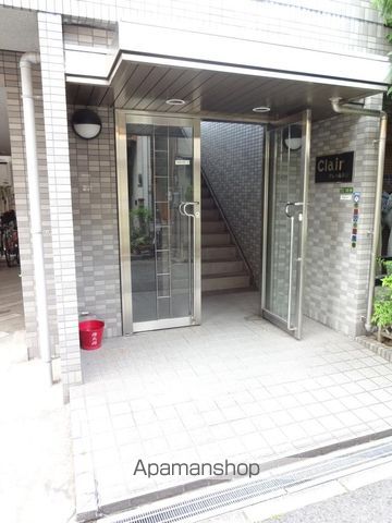 クレール勝山の玄関写真