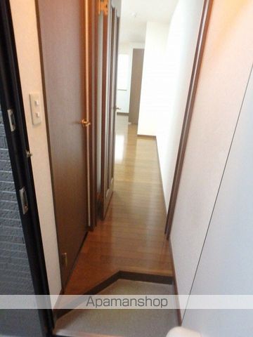 アルファルーセントの内装写真