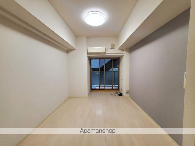 プライムアーバン御堂筋本町の内装写真