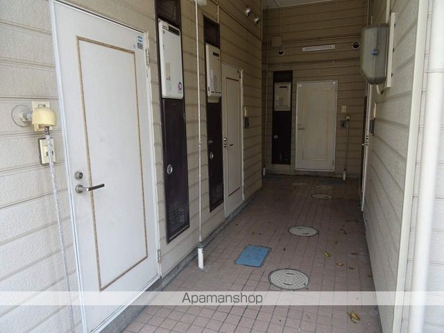 エクセルシャトー原町の玄関写真