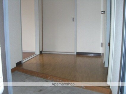 滋賀県甲賀市水口町東名坂[2DK/41.31m2]の玄関