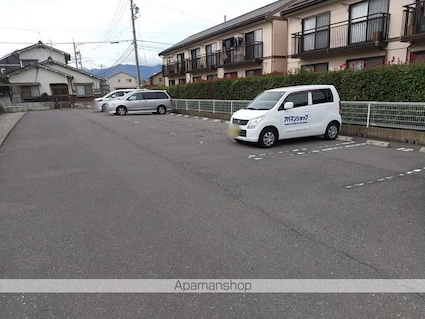 ＭＡＳＴＴＯＷＮ井川城[3LDK/98m2]の駐車場