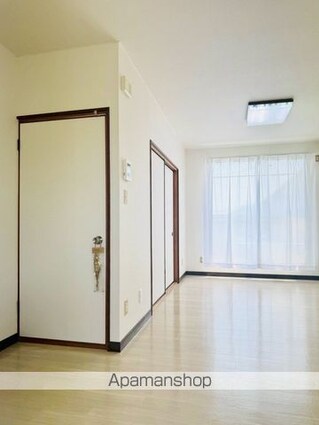 ウィングズ・Ｕ[1LDK/39.74m2]のリビング・居間