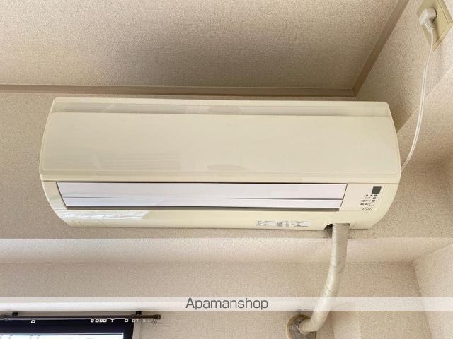 ロイヤルハイツ松島の内装写真