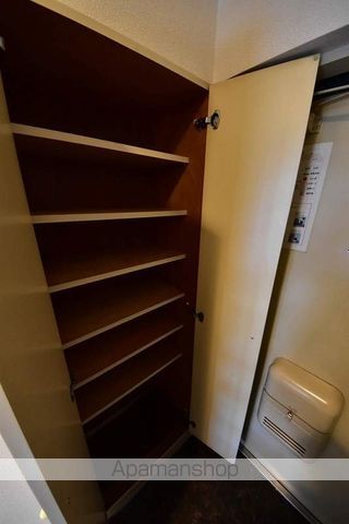 ロイヤルレインボー平岸 A棟の内装写真