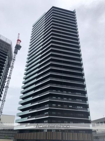 福岡市中央区地行浜のマンションの外観1