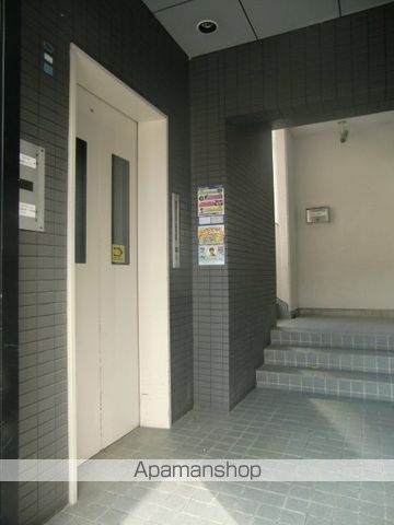 【福岡市中央区赤坂のマンションの写真】