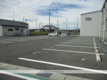 Ｈｉ－ｓｔｙｌｅ[1K/26.08m2]の駐車場